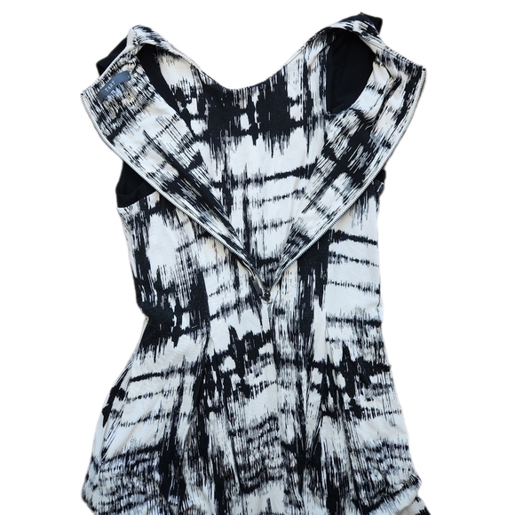 TART Dress with Pockets Black and White Size S - Picture 3 of 5